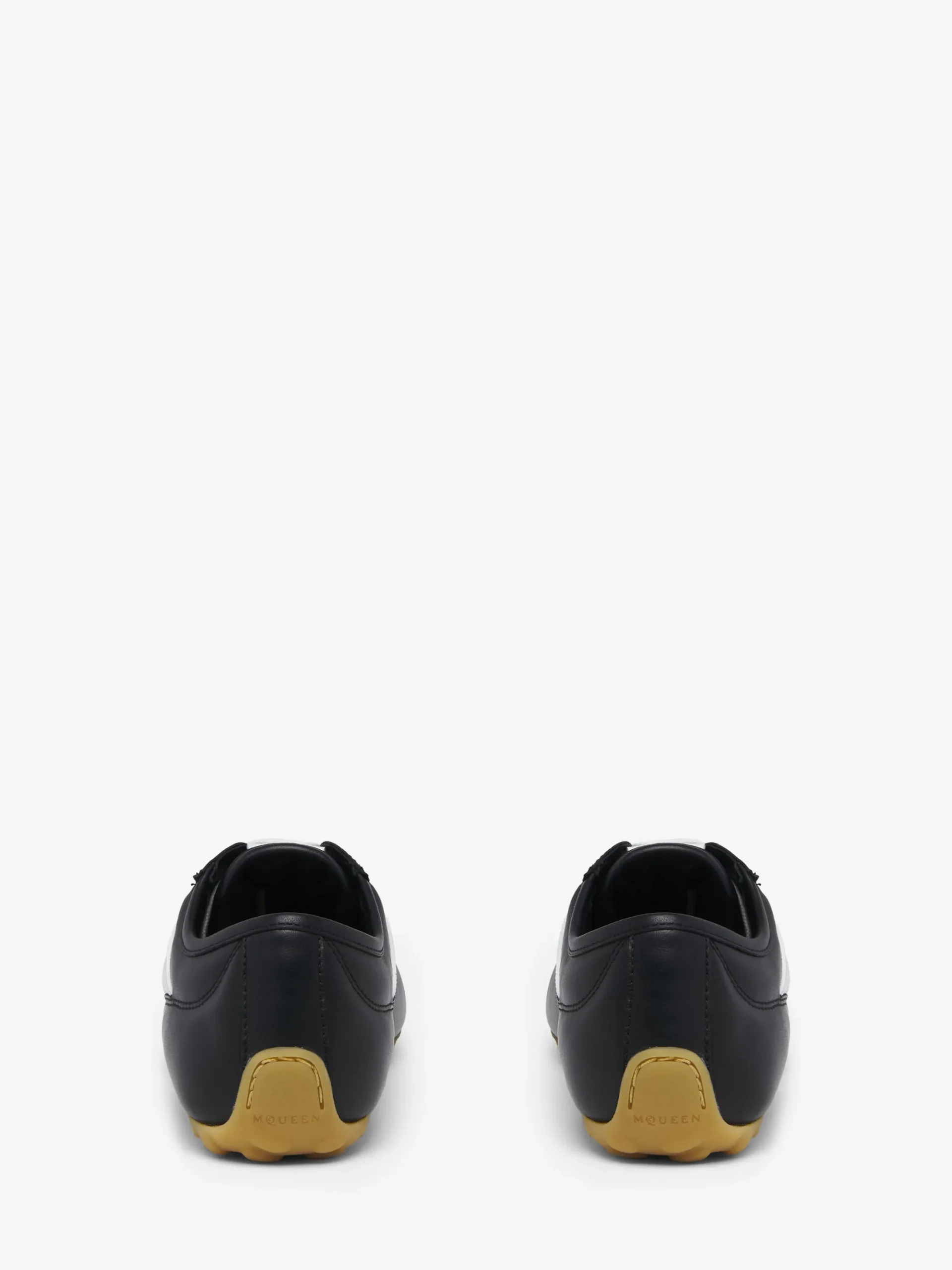 Sneaker Boxe Basse da Uomo in Nero